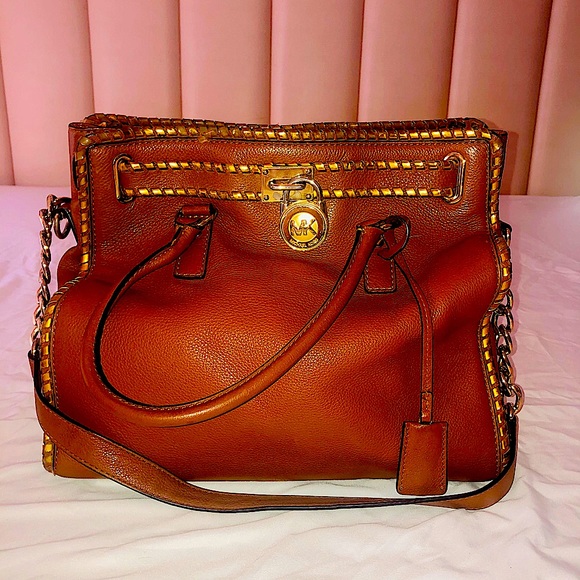 Michael Kors Handbags - MK Large Hamilton bag,